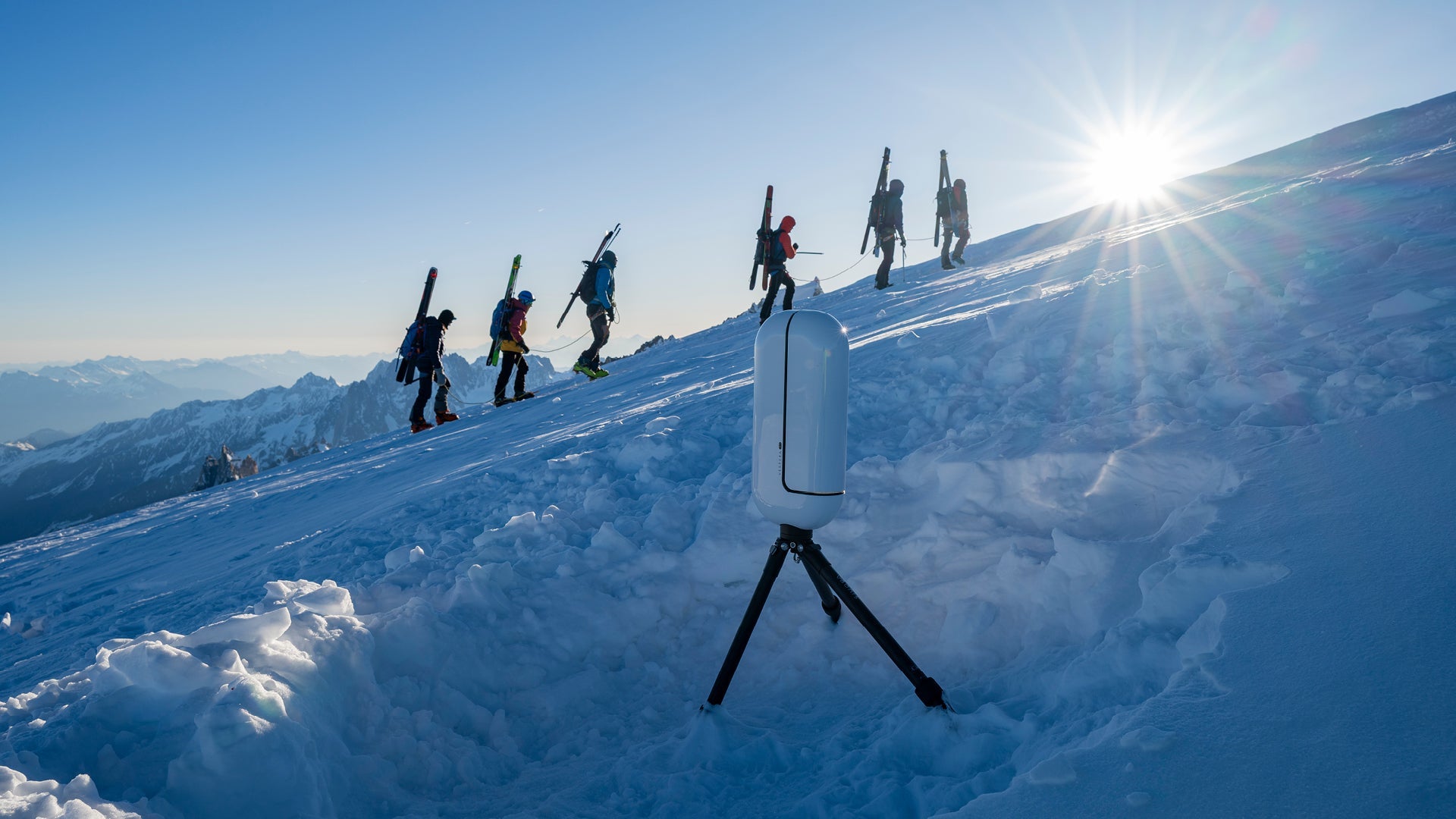 CLOSER TO INFINITY #1 - Following in Jules Janssen's Footsteps: Vaonis Brings Astronomy Back to Mont Blanc