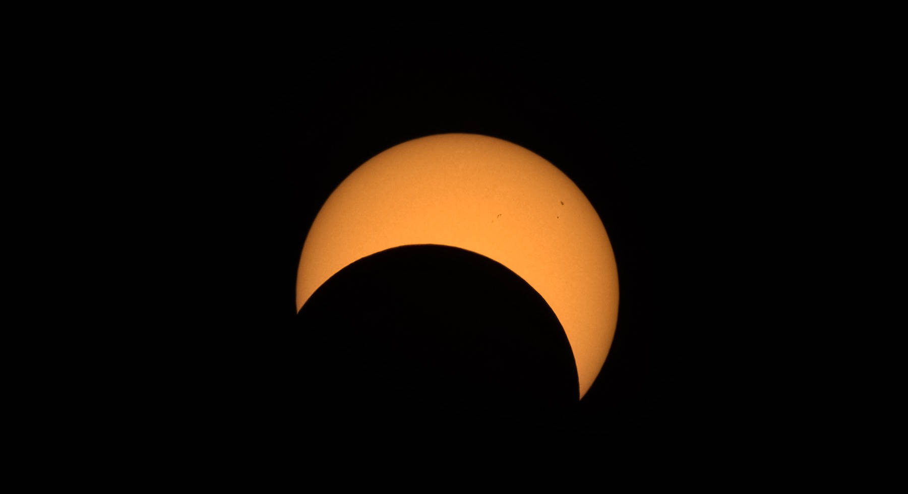 Eclipse annulaire de soleil avec le smart telescope Vespera